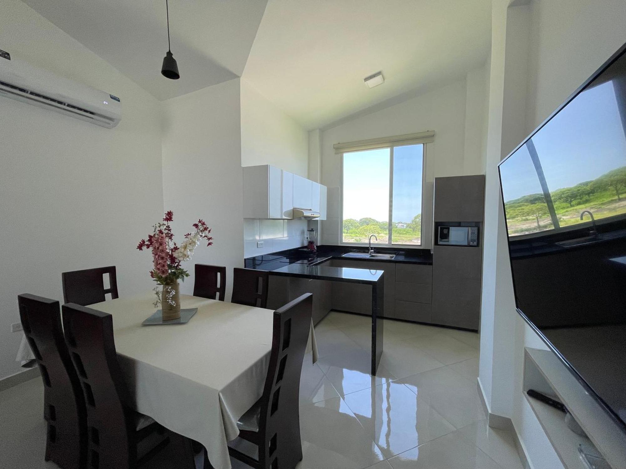 Apartamento Puerto Madera Apartment Manta Ngoại thất bức ảnh